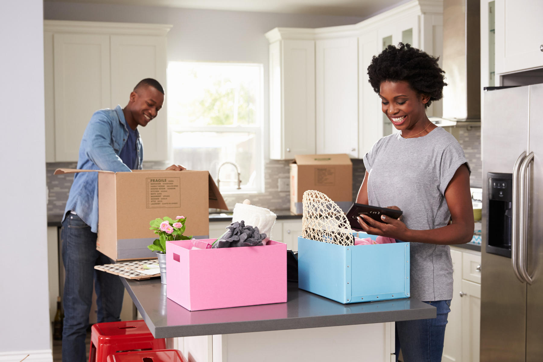 Couple unpacking