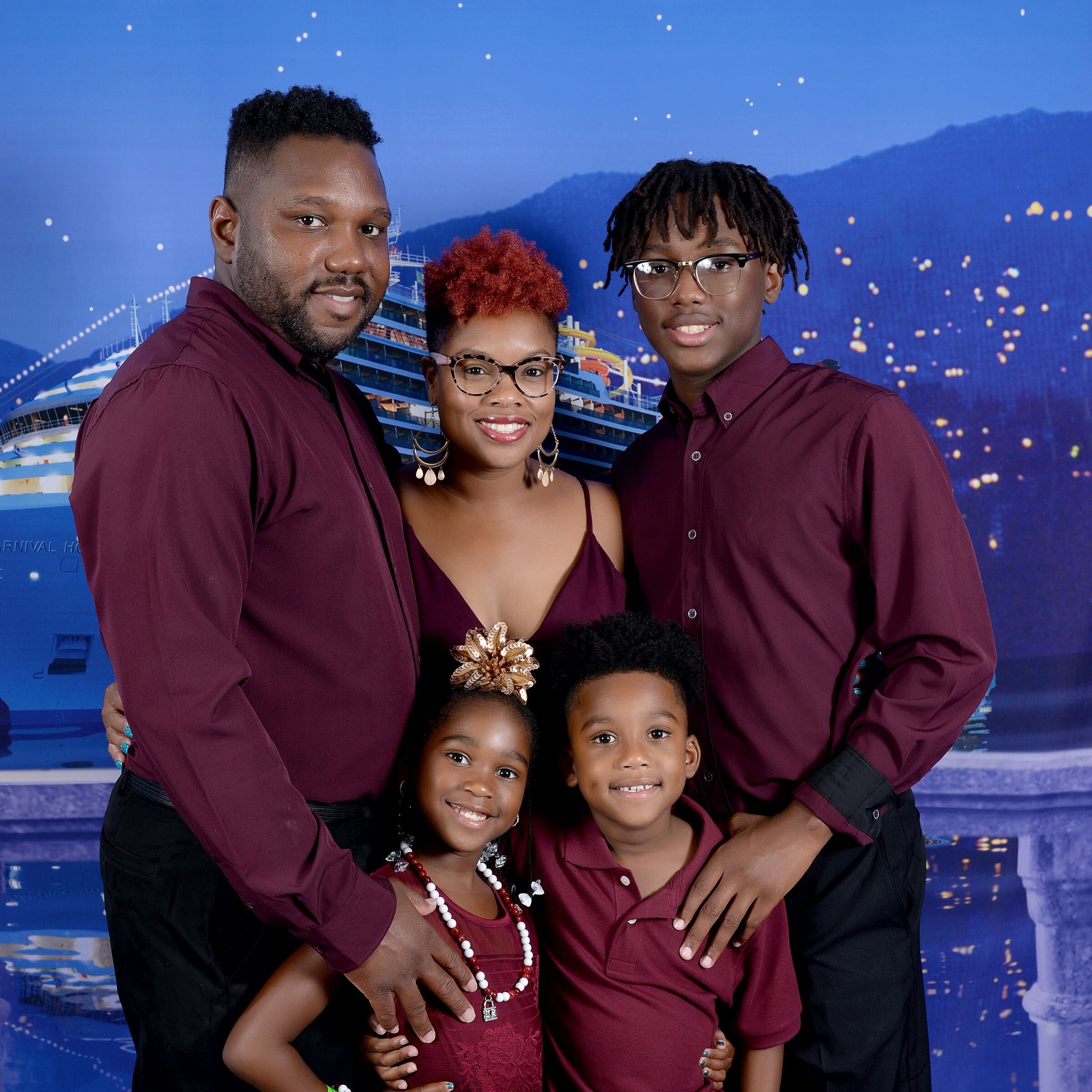 Malikah Wright with her husband and three children