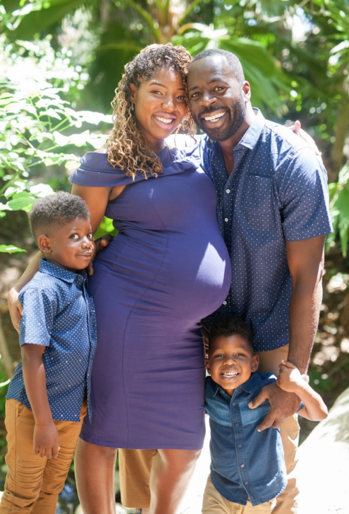 “Birthing Bare” Author Ashley-Nicole Grosse Wants Black Women